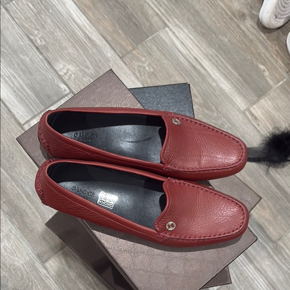 Gucci qardaha loafers